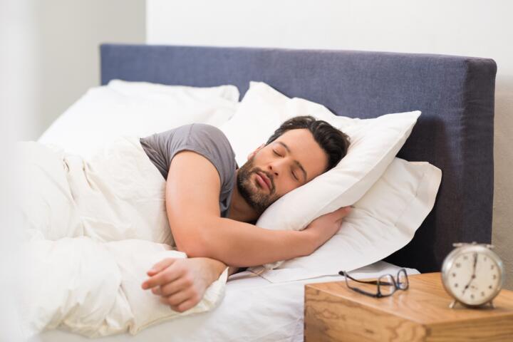 How Daily Light Exposure Affects Sleep Later